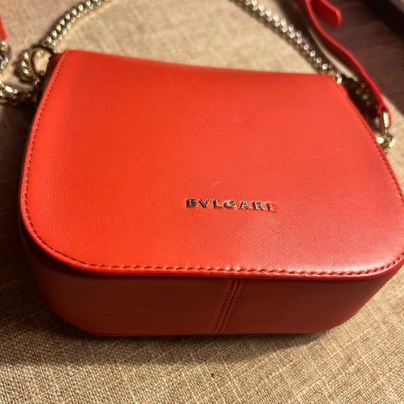 Bvlgari Divas Dream Flap Cover Chain Cross Bag - Picture 11 of 16